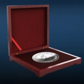 2014年3月：深圳金溢公司周年庆制作纪念银币和纯银纪念币制作
